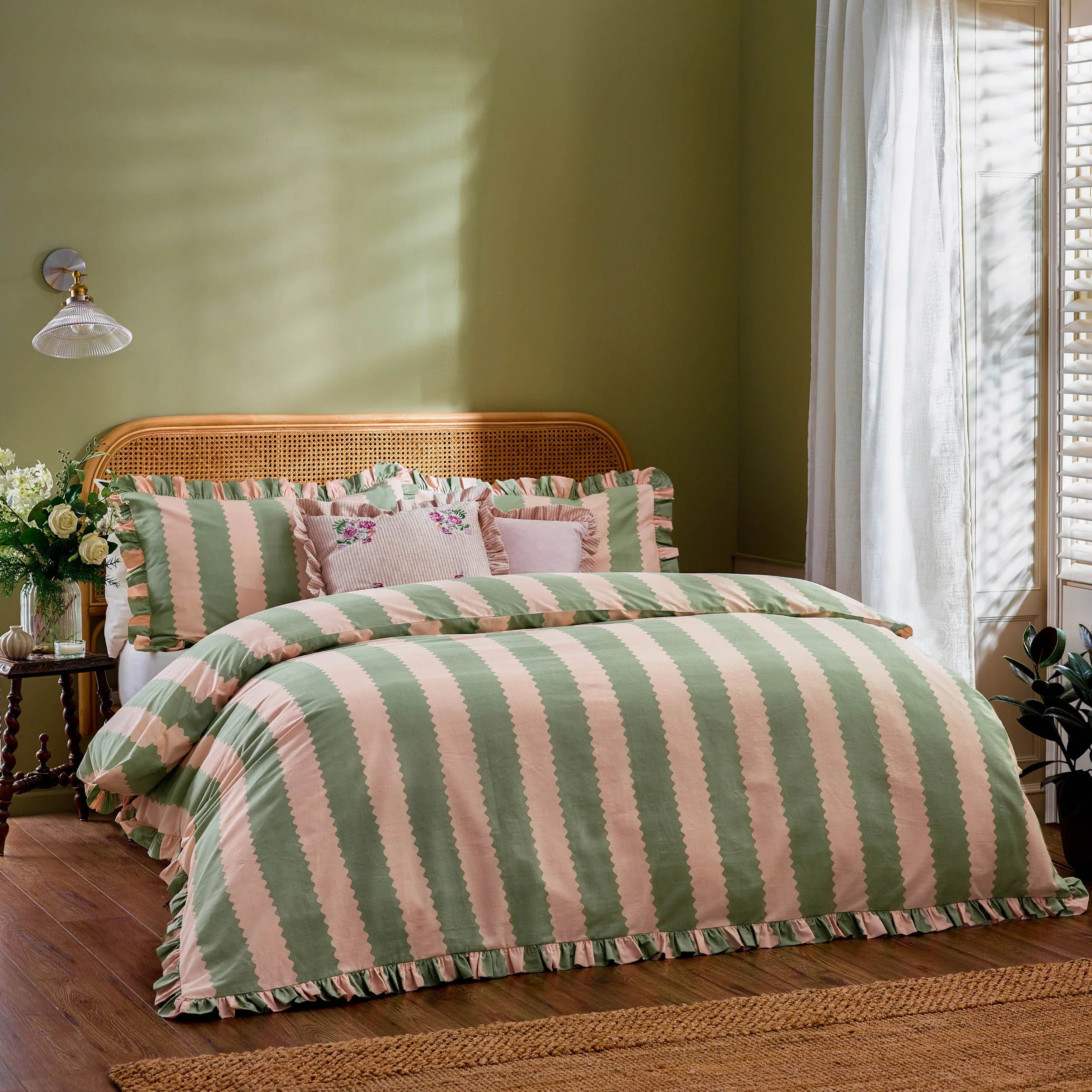Wylder Birdie Stripe Ruffle Duvet Cover Set Pink/Green