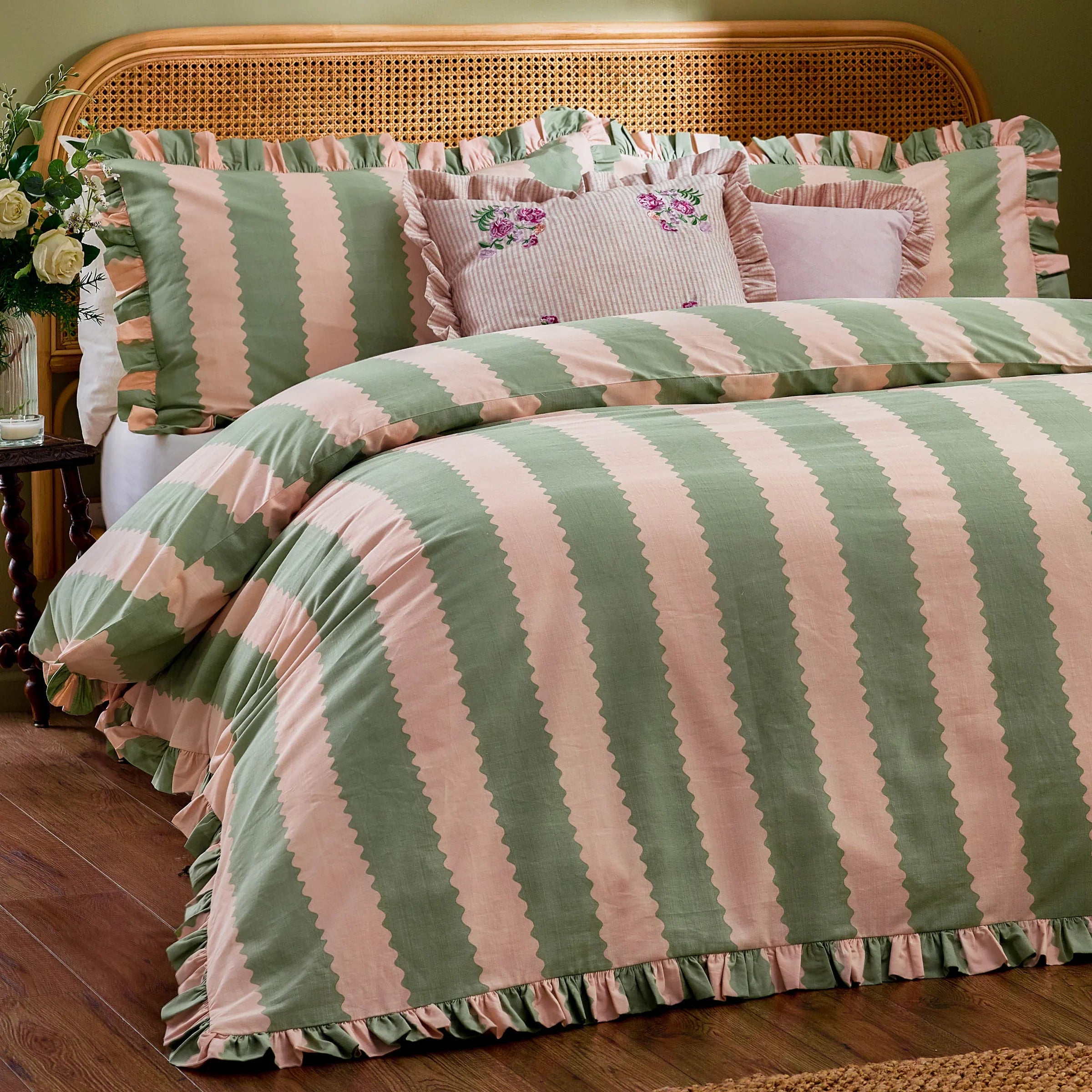 Wylder Birdie Stripe Ruffle Duvet Cover Set Pink/Green