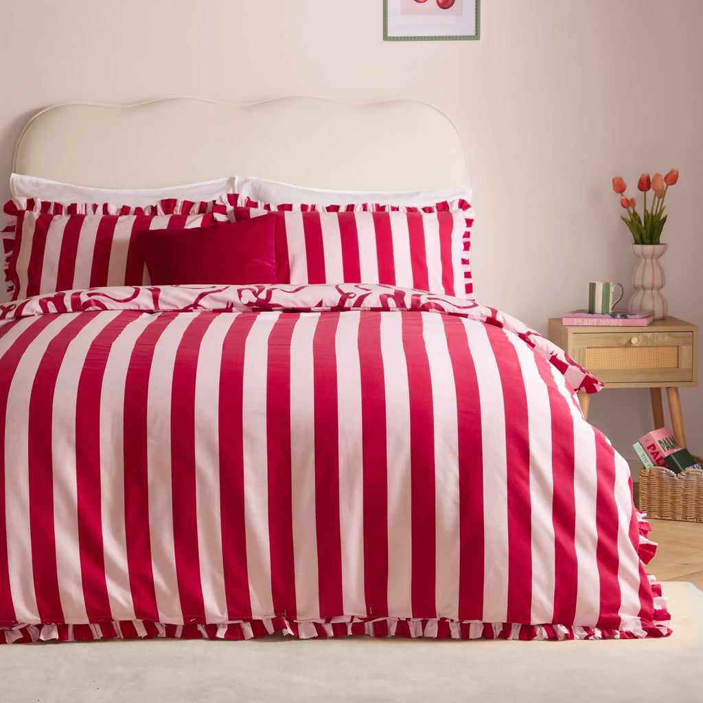 Furn La Vie En Bows Reversible Duvet Cover Set Pink/Red